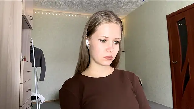 ZaidaSchwarten's cam snapshot