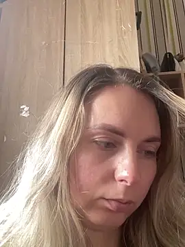 VikiLove765's cam snapshot