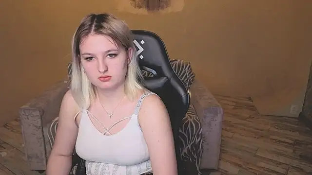 grase_neon's cam snapshot