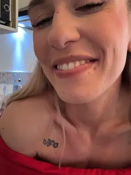 lola_tentatiion live sex cam