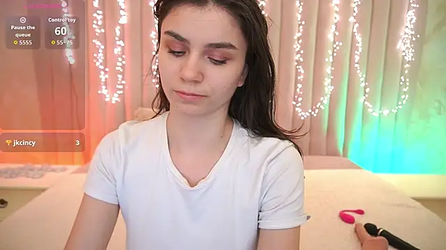 HeavenElle's cam snapshot