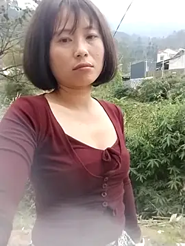 linda_bae00 live sex cam