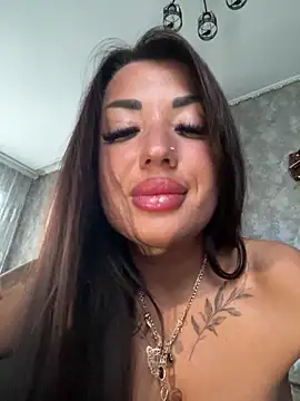 RuslanaXX live sex cam