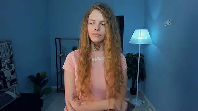 RayaNenlia's cam snapshot