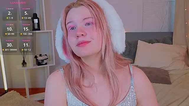 PinkyYoungPie's cam snapshot