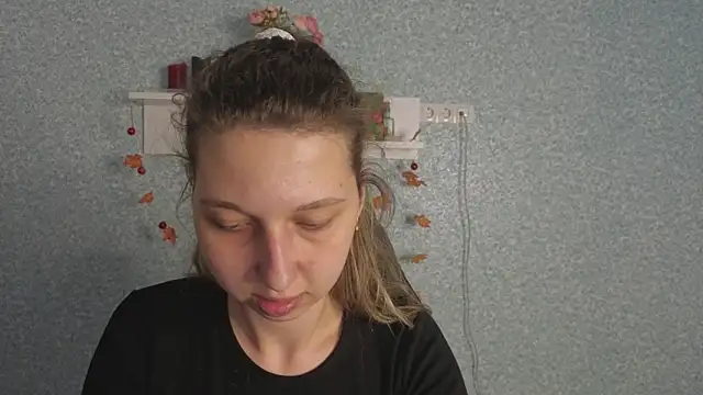 CuteEllii's cam snapshot