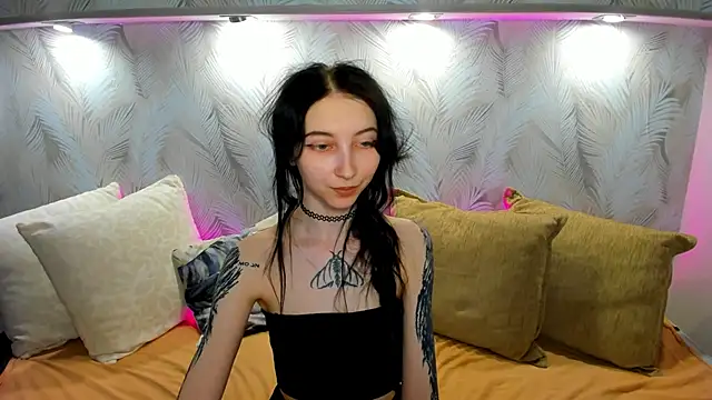 Ellen_Hops's cam snapshot