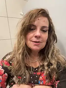 Sunbelxx live sex cam