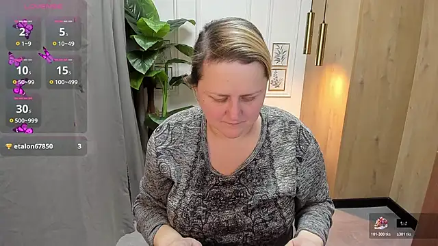 ScarlettSoft live sex cam