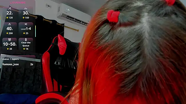 Nicol_TransGirl live sex cam