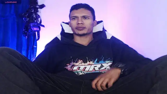 Ryan_coopper live sex cam