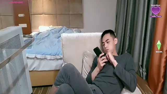 Tsia-Die live sex cam