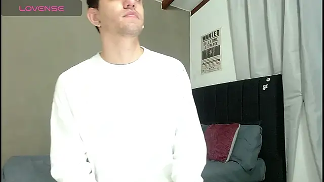 Matteo12_ live sex cam