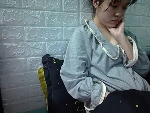 May2k2's cam snapshot