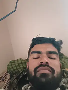 SilentIncoming's cam snapshot