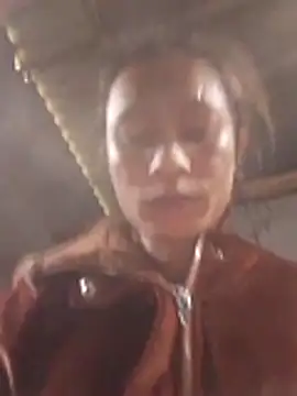 simi-lucy's cam snapshot