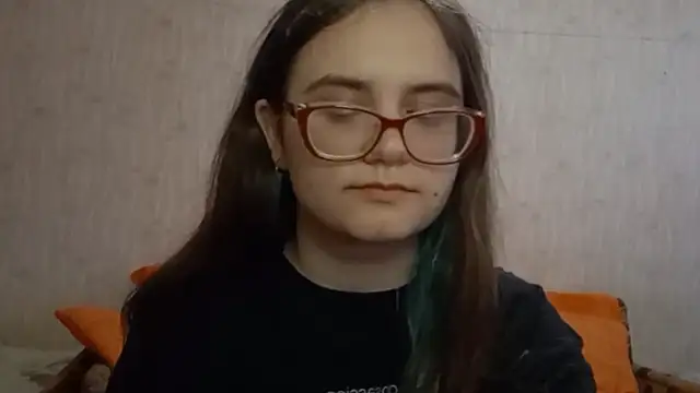 Miyabeee's cam snapshot