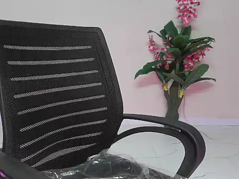 Saanvi_01's cam snapshot