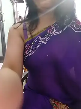 roshni_agrawal0's cam snapshot