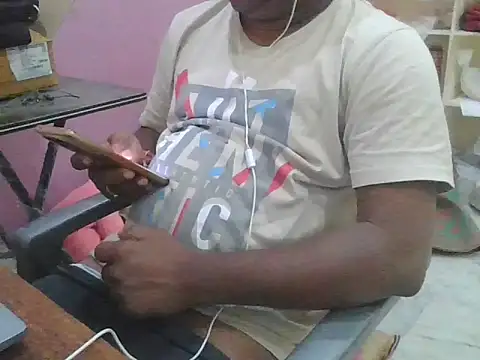 ITGuyhyd's cam snapshot