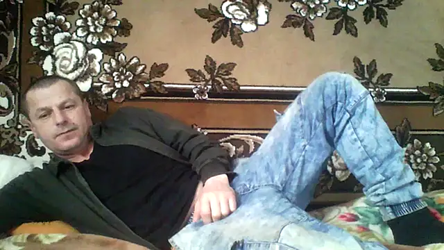 Ivan9iutt's cam snapshot