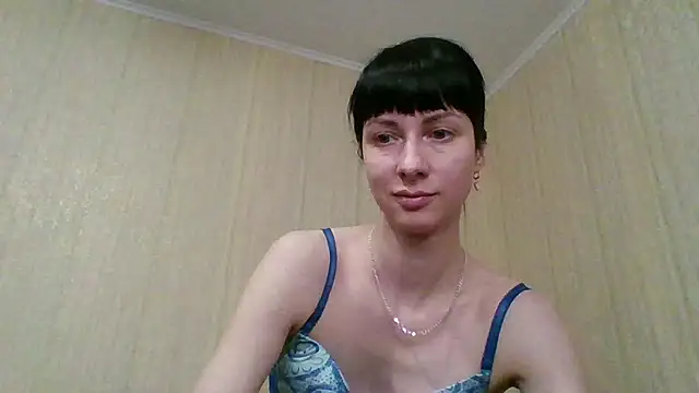 -Crystal-'s cam snapshot