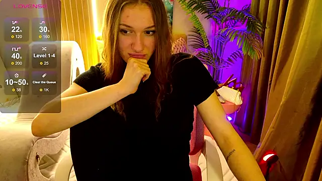 CarolainGilbert's cam snapshot