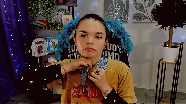 SaraGolben's cam snapshot