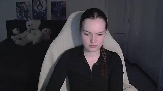 Little_flowers's cam snapshot