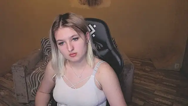 grase_neon's cam snapshot