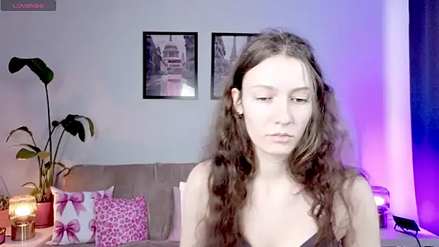 VioletaBloom live sex cam