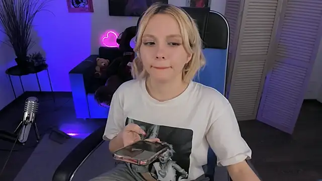 AuroraWrenfield live sex cam