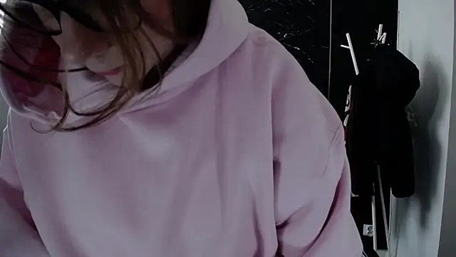 littleviki7 live sex cam