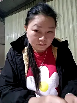 yoowwmr's cam snapshot