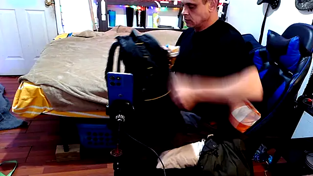 Buffshagswell live sex cam