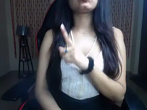 Blossom_rani's cam snapshot