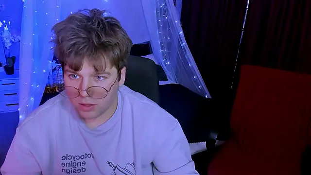 michael_strong1's cam snapshot