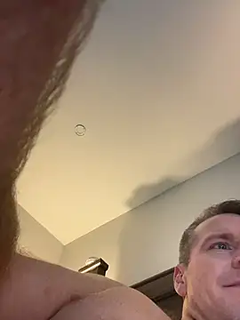 DILFiGuess1's cam snapshot