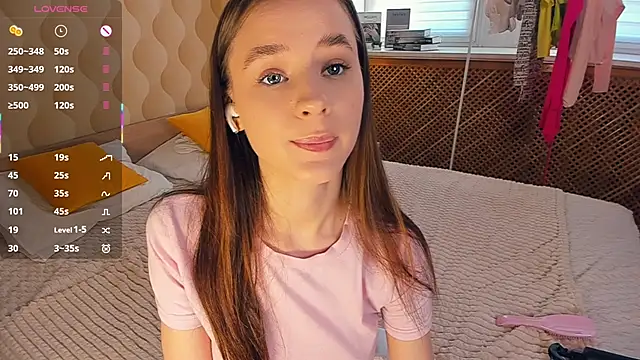 JinnyMcie's cam snapshot