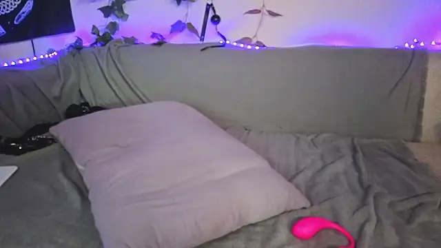 kawai_kittypus's cam snapshot