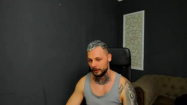 BrianHunts's cam snapshot