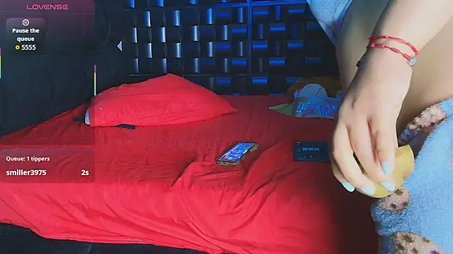 Kesha_rosse_'s cam snapshot