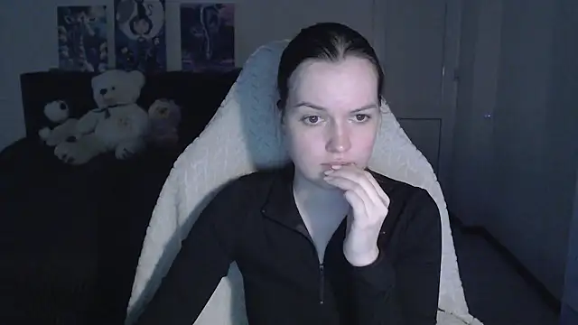 Little_flowers's cam snapshot