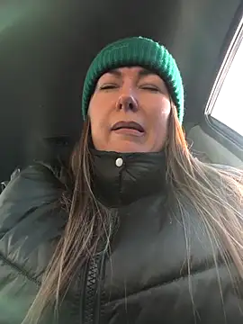 YourSweetRi's cam snapshot