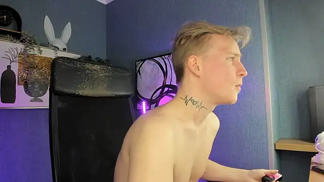 AlexxSweet's cam snapshot