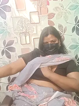 TAMIL-MILF-'s cam snapshot