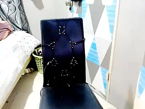 Savannah_Cock live sex cam