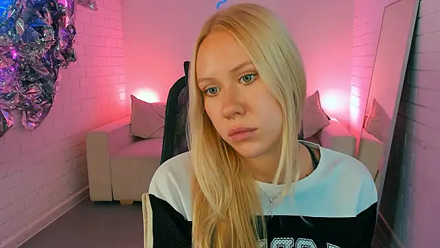 AprilChambers's cam snapshot