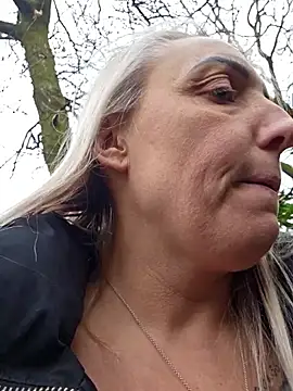 theblondecocklover live sex cam