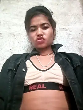 Jooli_sakya's cam snapshot